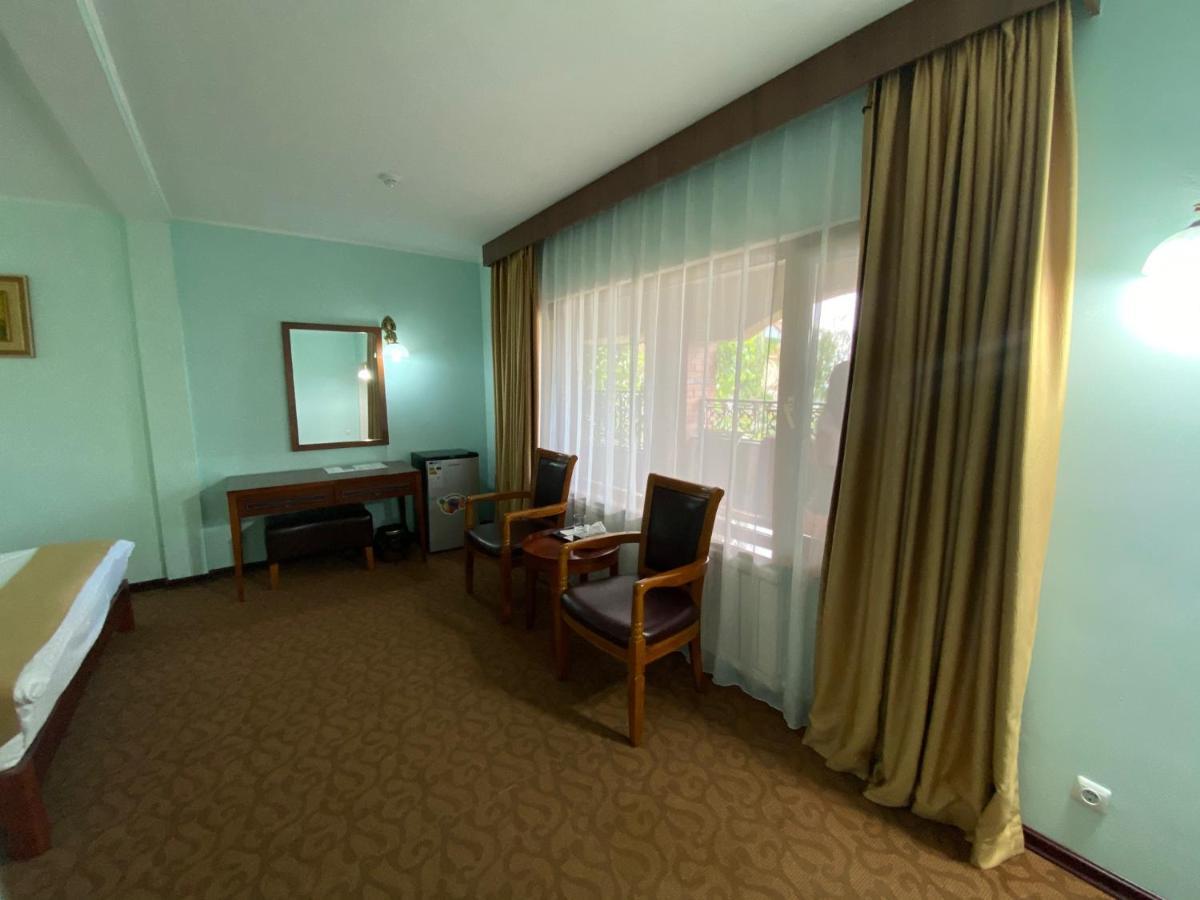 Morelux Boutique Hotel Qapsjaghaj Exteriör bild