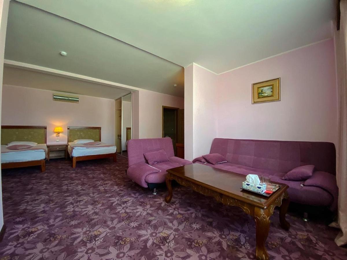 Morelux Boutique Hotel Qapsjaghaj Exteriör bild